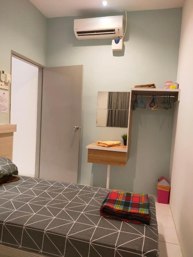 NikQi's Homestay Temerloh Buitenkant foto