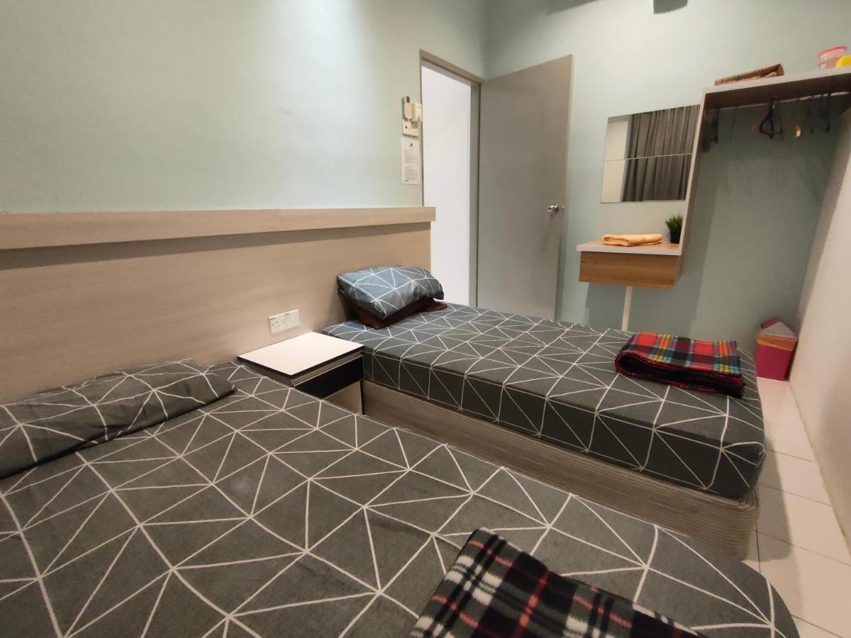 NikQi's Homestay Temerloh Buitenkant foto